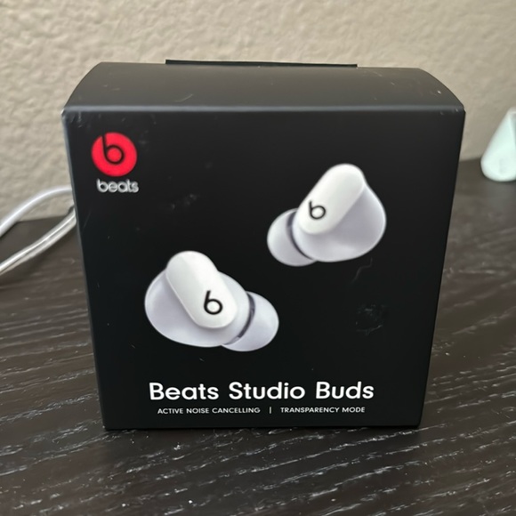 Never used/opened. Brand new Beats Studio buds.